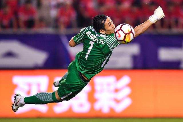 AYX- 尼斯门将神扑救主，零封对手保住积分榜前五  